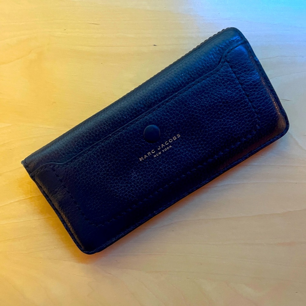 Black Marc Jacobs wallet